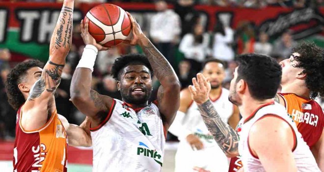 Pınar Karşıyaka, Galatasaray engelini kolay aştı