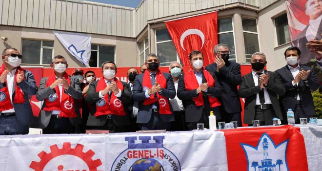 Konak’ta 1 Mayıs'tan önce sözleşme bayramı