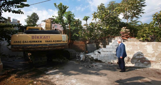 Karabağlar'a yeni yol