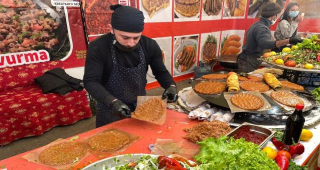 Karşıyaka'da Şanlıurfa Tanıtım Günleri...