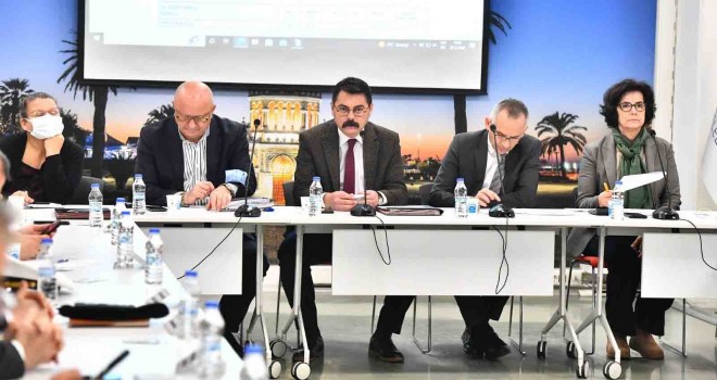 İzmir'de toplu ulaşıma zam geldi