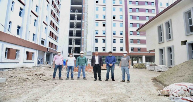 Rektör Budak’tan yeni eğitim yılında yurt müjdesi