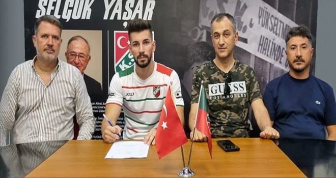 Alpay Koldaş Karşıyaka'da