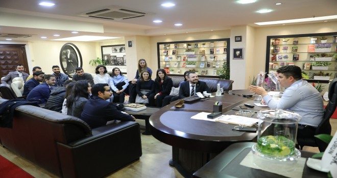 Buca Belediye Başkanı'na ziyaretçi akını