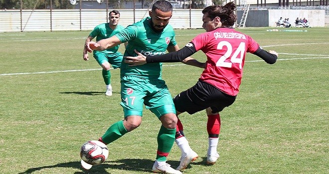 Özel maçta Karşıyaka Çiğli'yi yendi...