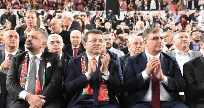Ekrem İmamoğlu seçim ateşini Karşıyaka'dan yaktı