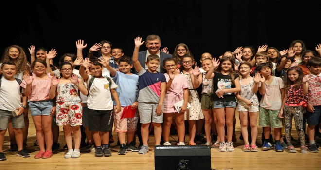 Karşıyaka’da yönetime çocuk eli değecek