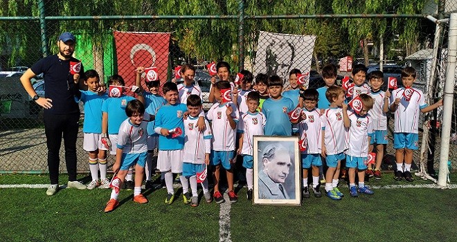 Bostanlıspor'da 29 Ekim kutlamaları devam ediyor...