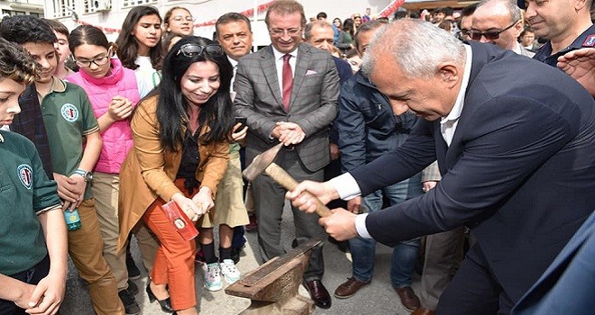 Karşıyaka'da nevruz kutlandı