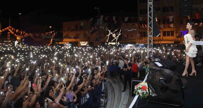 Bergama Melek Mosso ile coştu