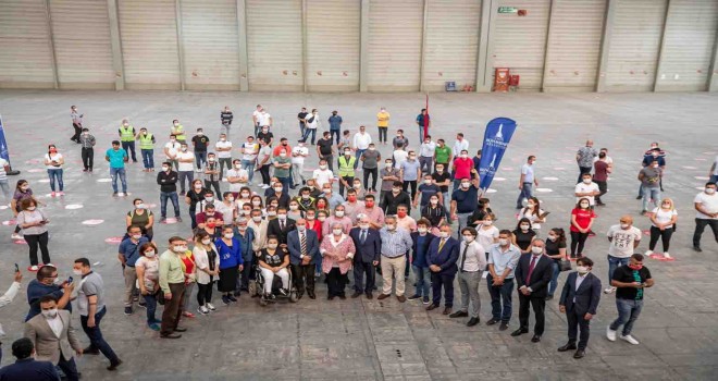 Başkan Soyer İzmir gönüllülerini ziyaret etti