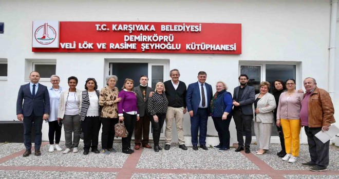 Karşıyakalı yazar adayları sertifikalarını aldı