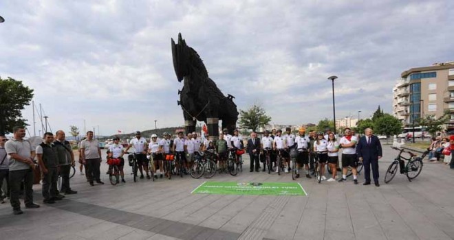 Çanakkale'den Karşıyaka'ya bisiklet sürecekler