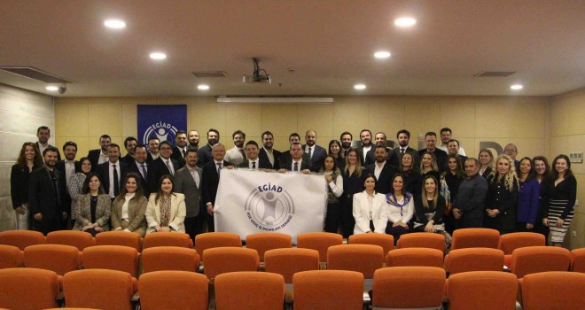 EGİAD’da devir teslim töreni ile görev dağılımı gerçekleşti