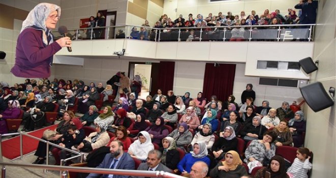 73 Yaşındaki Saadet Nine ''Ya Rasulüm'' şiirli ile duygulandırdı