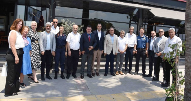 Dr. Benli’ye veda yemeği