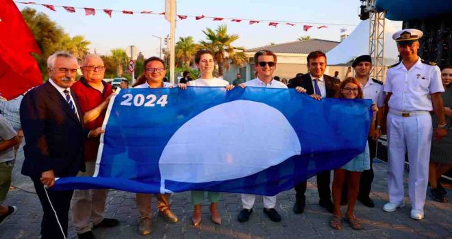 Ilıca Halk Plajı'na Mavi Bayrak ödülü