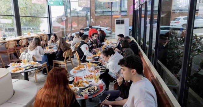 Balçova’da uzak doğu lezzeti hizmete girdi: Kore In Balçova