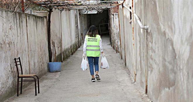 Bayraklı’da Ramazan dayanışması