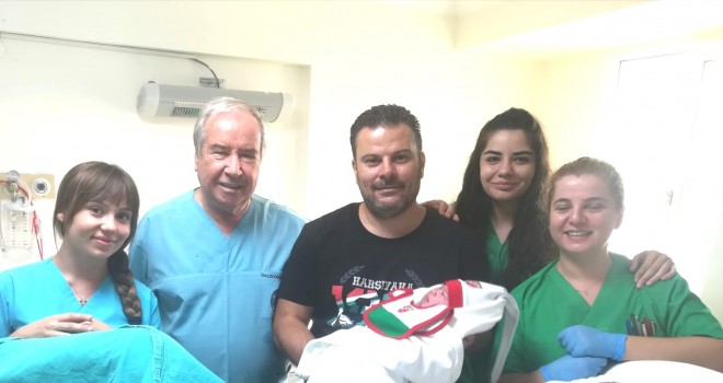 İyi Parti'li Volkan Berber'in mutlu günü