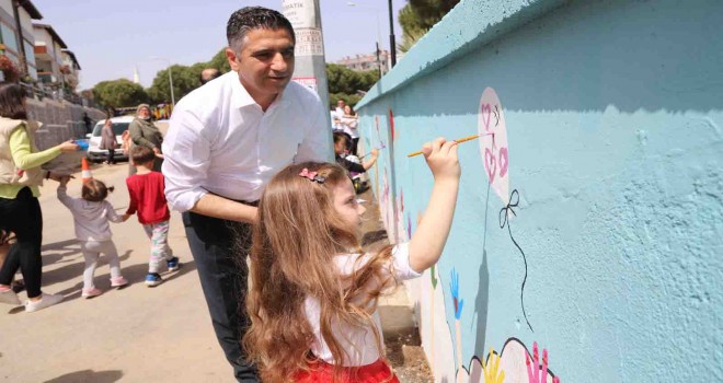 Menderes’te minik eller, büyük hayaller çizdi