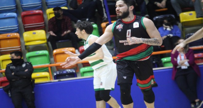 Bornova Belediyesi Karşıyaka'da 3 ayrılık