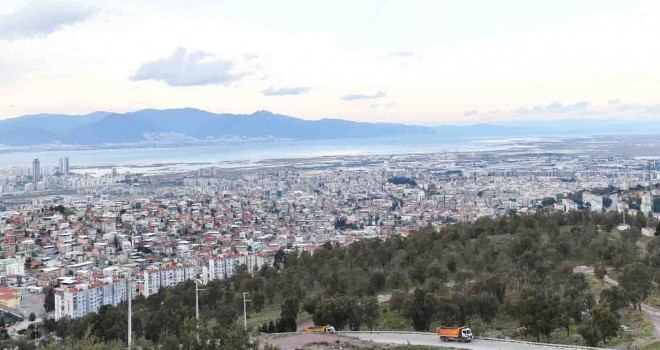 Çiğli'de bina tespit çalışmaları devam ediyor