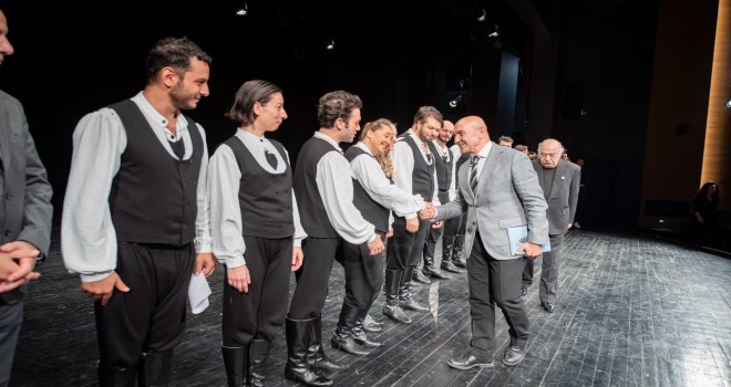 Sanatseverlere müjde Soyer'den: Şehir Tiyatroları ikinci sahnesine kavuşuyor