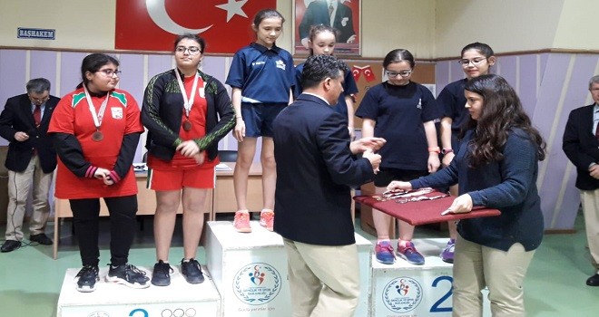 Bostanlıspor masa tenisinde yine kürsüde…