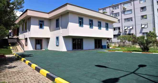 Menderes’te ilk kreş açılıyor