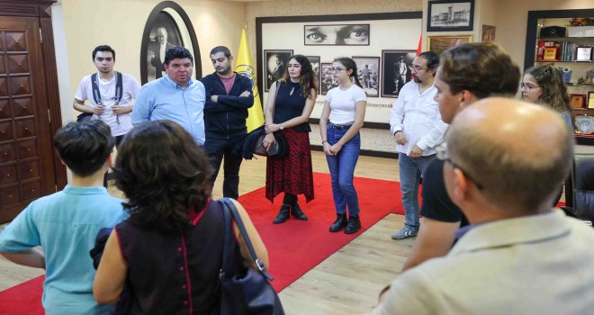 Dereceye girenlere ödül Başkan Erhan Kılıç’tan