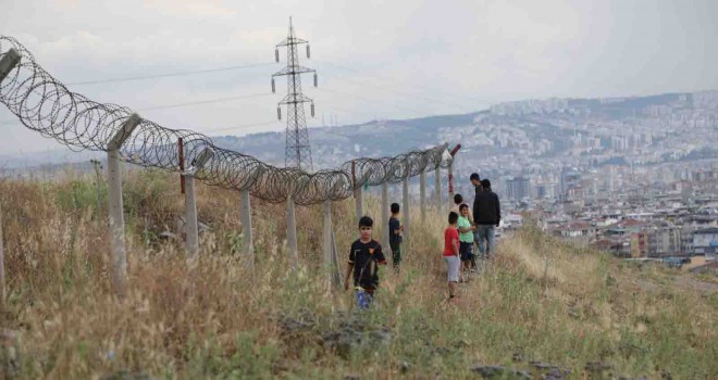 CHP'li Sındır: İzmir zehirleniyor ama iktidarın umurunda değil