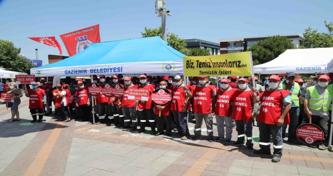 Gaziemir’de toplu sözleşmeye gecikmeli kutlama