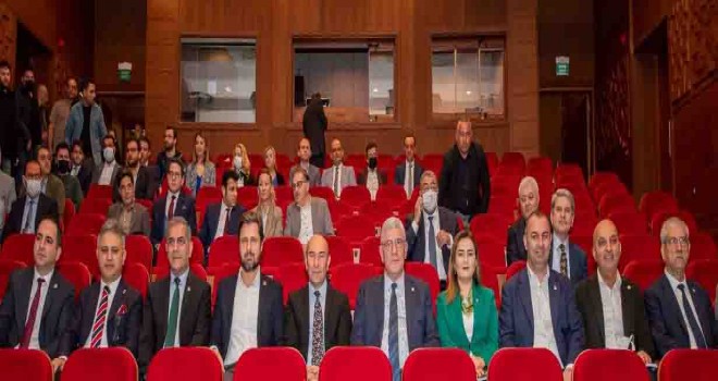 Başkan Soyer üç hizmet yılını Millet İttifakı'na anlattı