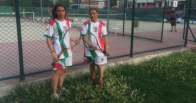 Bostanlıspor tenis de senyör takımı kuruyor