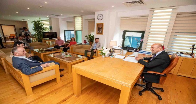 Başkan Soyer: Karadeniz'de üretilen kivi İzmir'de pazarlanabilir