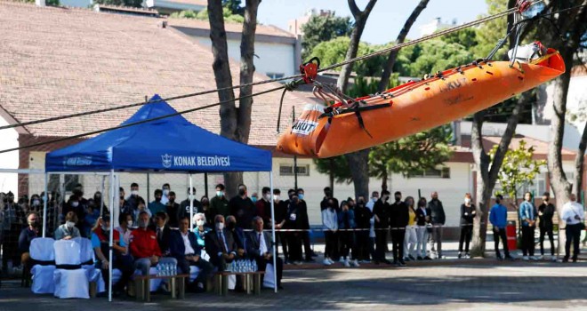 Konak’ta depreme hazırlık tatbikatı yapıldı