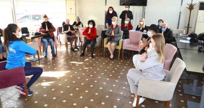 Bayraklı'da yalnız değilsiniz...