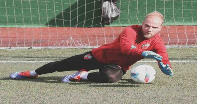 Kaleci Hakan Canbazoğlu Fethiyespor'a gitti