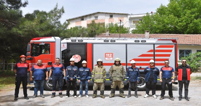 İzmir’in ormanlarına gönüllü kalkanı