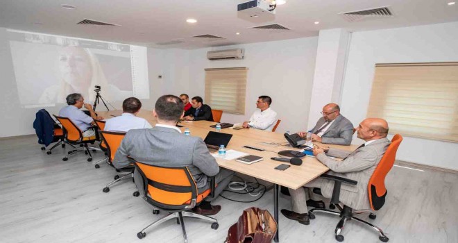 İzmir Büyükşehir Belediyesi “Girişimcilik Merkezi” kuruyor