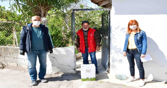 Narlıdere’de kapı kapı dayanışma
