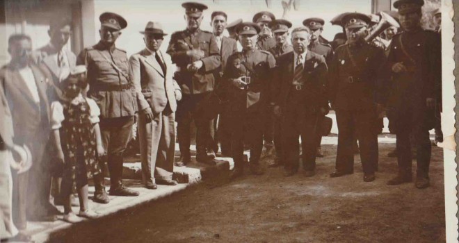 Atatürk'e çiçek veren Foçalı Hatice Doğu 101 yaşında vefat etti