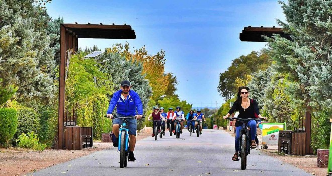 İzmir’in iklim krizi ile mücadelesi uluslararası arenada