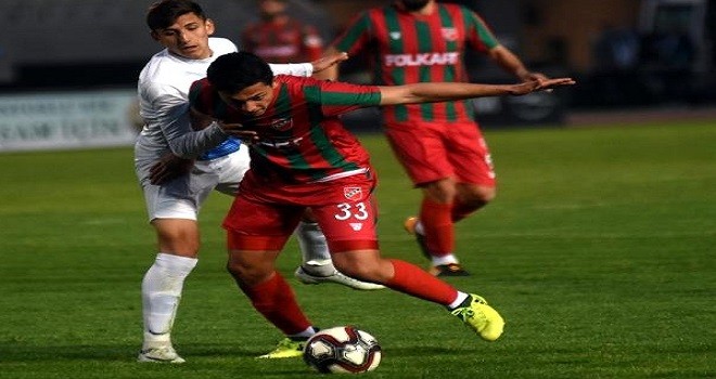 Karşıyaka’nın gecesini düşen Bergama kararttı...