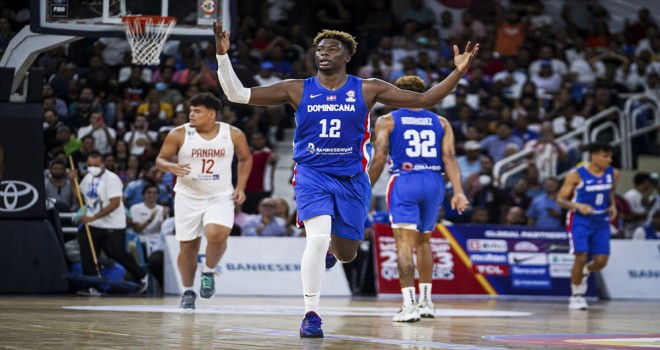 Pınar Karşıyaka'nın yenisi Delgado'dan double double