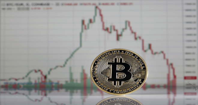 Bitcoin'in Yükselişi: Fiyat Patlaması ve Piyasa Momentumunun Arkasındaki Faktörleri Keşfetme