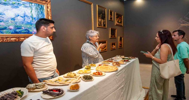 ''İzmir Sofrası'' sergisi Cordelion MSM’de açıldı