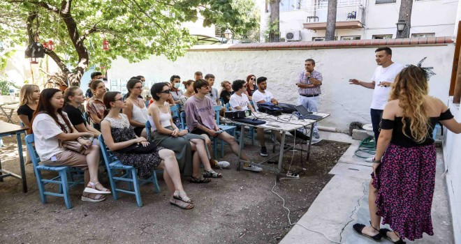 5 ülkeden 21 genç Buca’yı keşfedecek