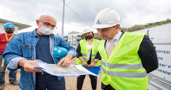 Bayraklı’da 31 bin 146 yapıya kimlik belgesi